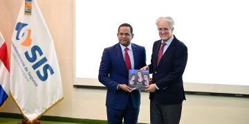 Superintendente de Seguros de Costa Rica propone replantear modelo asegurador ante desafíos globales