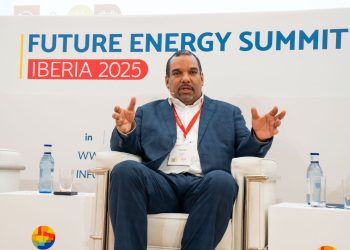 CNE: RD apuesta por renovables, gas natural y almacenamiento para duplicar su oferta energética