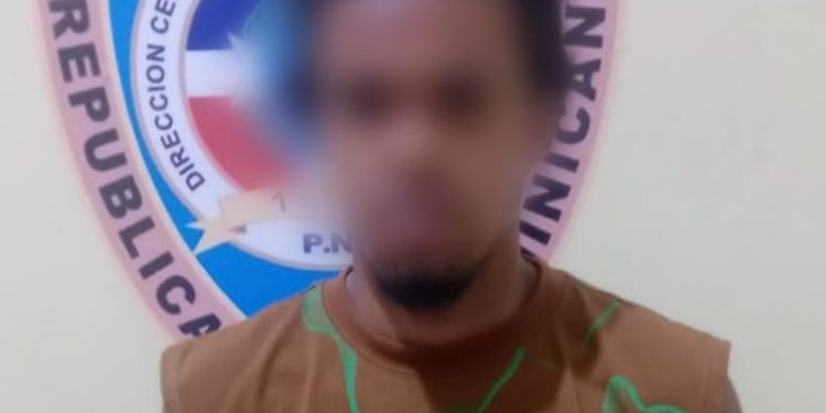 Policía Nacional recupera escopeta robada en El Seibo y apresa al presunto autor