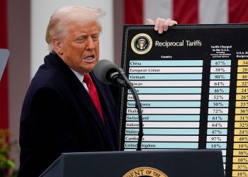 Trump cumple su amenaza: entra en vigor el aumento de los aranceles al acero y el aluminio