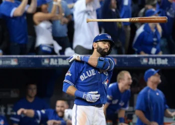 Entra a Salón de la Fama en canadá el exjugador dominicano José Bautista