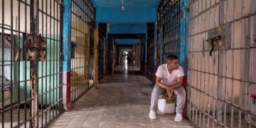 Países Bajos cierra cárceles y alquila espacios por falta de presos