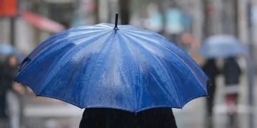 Aguaceros locales y tronadas aisladas en varios puntos del país; continuará el calor