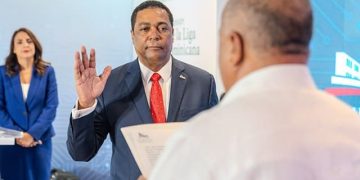 Víctor D’Aza confirma su proyecto político con miras al 2028