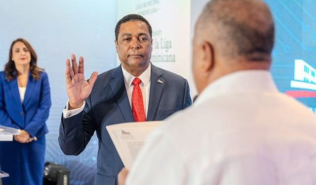 Víctor D’Aza confirma su proyecto político con miras al 2028