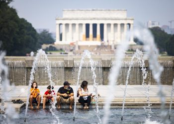 EE. UU. enfrenta ola de calor sin precedentes que pondrá en riesgo a 250 millones de personas