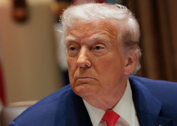 Donald Trump bloquea la entrada a EE.UU. a ciudadanos de varios países, abarca a Haití