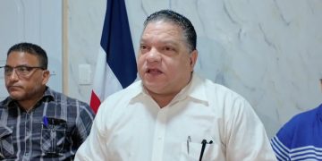 Mario Díaz respalda extensión de legislatura si se incluye conocimiento de sentencia del TC sobre candidaturas independientes