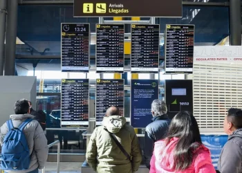 Miles de vuelos cancelados en la huelga de dos días de los controladores aéreos franceses