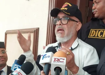 Médico reporta debilidad y deshidratación en Ángel Martínez