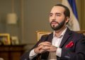 Nayib Bukele llama a consultas a su embajador en México por caso «falso» de narcoavioneta