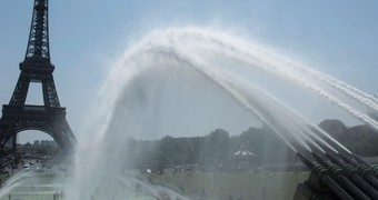 París en alerta roja y temperaturas hasta los 41º en el pico de la ola de calor en Francia