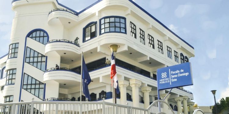 Veinte años de prisión para una mujer que mató a su pareja sentimental en Boca Chica   