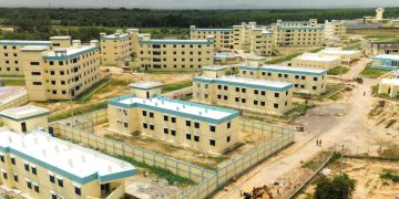 Inspeccionan avances finales en la construcción del CCR Las Parras