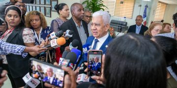 Ricardo de los Santos respalda advertencia de Abinader contra uso político de cargos públicos