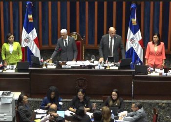 El Senado aprueba a unanimidad, de pie y en primera lectura, el Código Penal de la República Dominicana