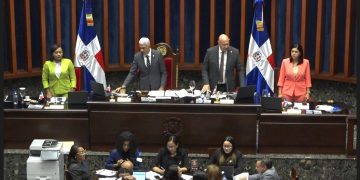 El Senado aprueba a unanimidad, de pie y en primera lectura, el Código Penal de la República Dominicana