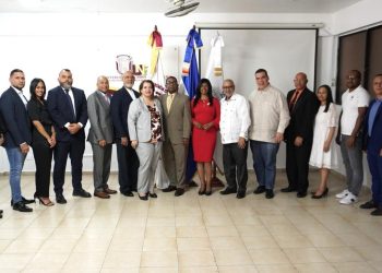 MESCyT presenta plan de innovación al 2030 con centros de excelencia y competencia nacional de matemáticas