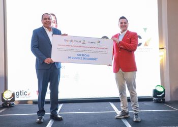 OGTIC canaliza 100 becas de capacitación tecnológica para instituciones públicas