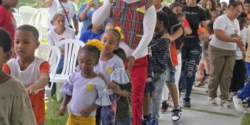 Fundación Mamá Nina celebra jornada solidaria beneficiando a más de 1000 niños en La Vega