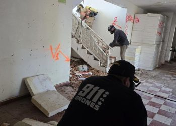 Emplean drones del 911 durante simulacro de terremoto con colapso estructural