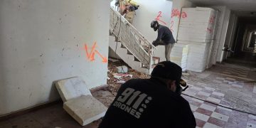 Emplean drones del 911 durante simulacro de terremoto con colapso estructural