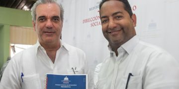 Presidente Luis Abinader recibe de CONADIS el borrador del Plan Nacional de Discapacidad