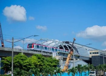 Retiran tren de la Línea 1 del Metro por daño en cristal lateral
