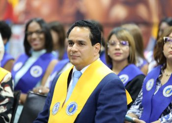 Manuel Conde describe como trascendental el aporte de escuela de formación del PRM al país