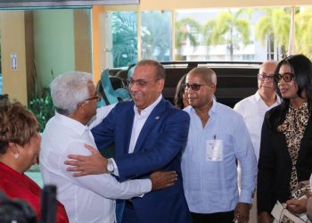 Deligne resalta inversiones de Abinader en SDE, “municipio grande y dinámico