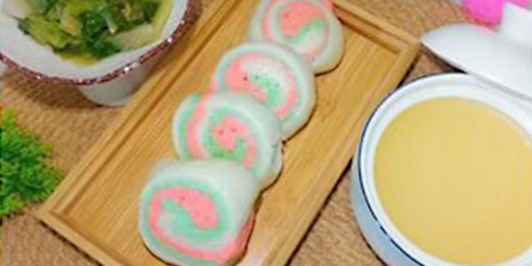 La directora de un jardín de infantes quiso “mejorar” el aspecto de la comida y usó pintura: 230 niños envenenados