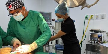 SISARIL da visto bueno para incluir cirugías reducción de mamas a mujeres con seguro médico