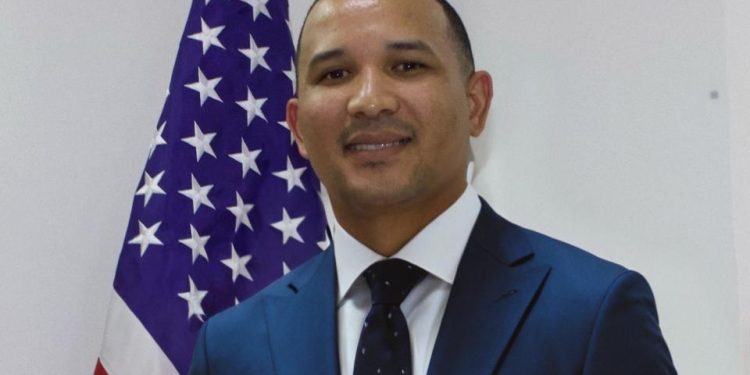 Experto en migración Francisco Félix es nominado a Premios Crecer 2025