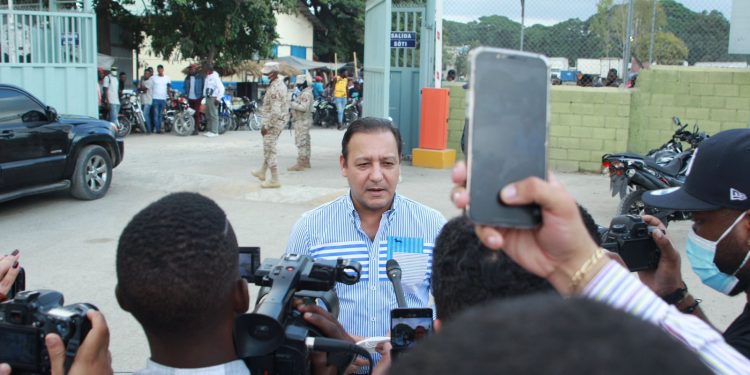 Abel Martínez afirma que el Gobierno volvió a bajar la guardia en la frontera, donde el negocio de las mafias sigue vivo