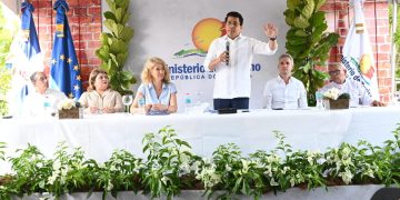 Ministro de Turismo deja iniciadas las obras del Programa de Mejoramiento de Viviendas en Ciudad Colonial