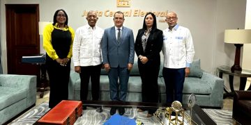 Cónsul de New Jersey y presidente de la JCE se reúnen para optimizar servicios a dominicanos en el exterior