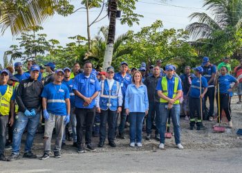 Alcaldía del DN realiza operativo integral en avenida Paseo de los Reyes Católicos