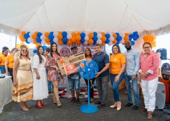 Fundación Oviedo conecta con la comunidad en celebración del Día de los Padres