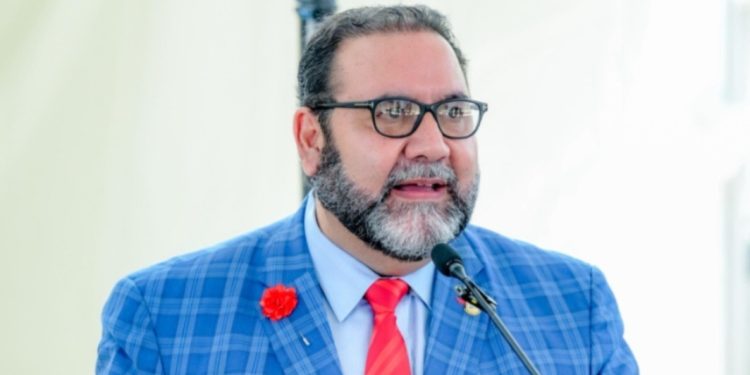 Senador Genao celebra reinicio presa Guaigüí, que generará 350 megavatios