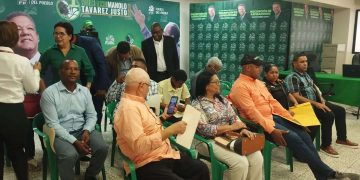 Diputados de la Fuerza del Pueblo solicitan interpelación del director de SeNaSa por crisis financiera y atrasos en pagos a prestadores de salud