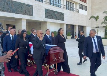 Diputados y senadores rinden honores póstumos a Fello Suberví Bonilla en la Asamblea Nacional