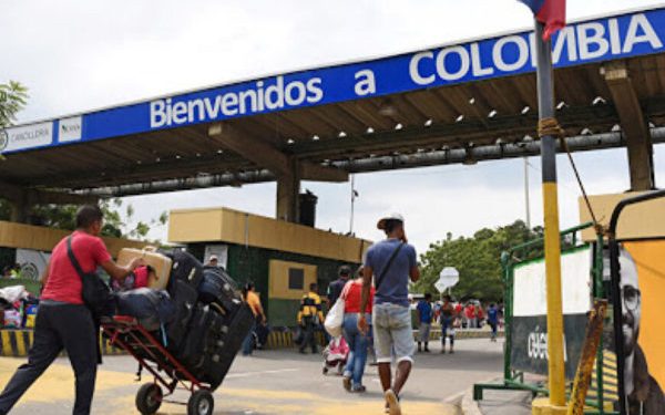 Venezuela y Colombia firman memorando para crear primera zona económica binacional - Noticentro