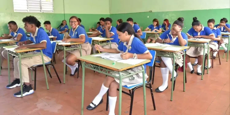 Más de 88 mil estudiantes fueron promovidos tras primera convocatoria de Pruebas Nacionales 2025