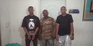 Policía recupera reses robadas y captura en flagrante delito a tres hombres en La Victoria, SDN