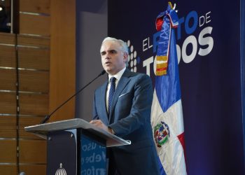 Ministro de Educación será orador invitado a almuerzo de AMCHAMDR