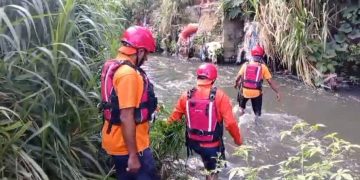 Recuperan cuerpo de niño que cayó en el arroyo de Pontezuela en Santiago