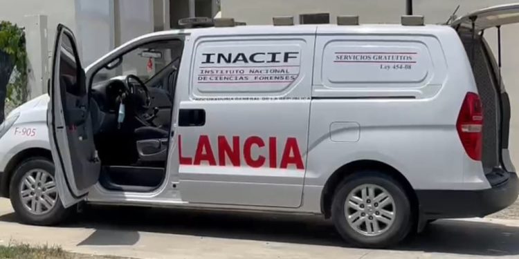 Estudiante se suicida al lanzarse de azotea de edificio en Pekín