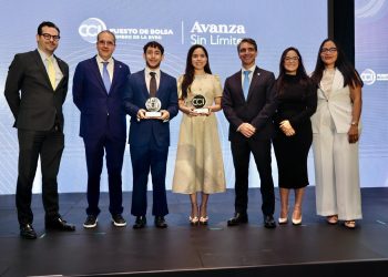 CCI Puesto de Bolsa celebra la 1ra edición de entrega de becas internacionales de su programa “Avanza Sin Límites”