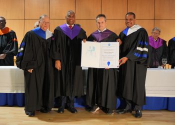 UASD inviste como “Profesor Honorario” al doctor Anchustegui Igartua de la Universidad del País Vasco