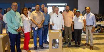 Freddy Pérez encabeza acto de fuerza en elecciones del CODIA junto a líderes gremiales